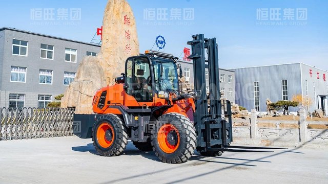 Port Forklifts: The Key Equipment for Efficient Logistics Handling